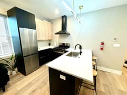 Beachblock 3bedroom, full kitchen, all new. 110 b1 - Image 4