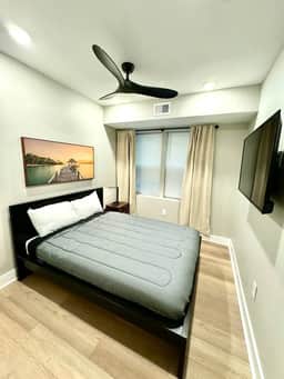 2 bedroom close to casino& beach 1710 - Image 2