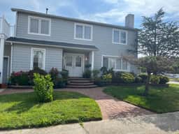 4 bedroom house with pool and backyard on bayside. - Image 4
