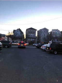 Close to Tropicana,boardwalk,beach,casino, parking - Image 3