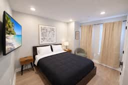 University city new construction modern 2 bedroom - Image 5