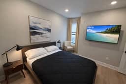 University city new construction modern 2 bedroom - Image 4