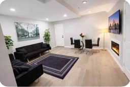 5 bedroom across from tropicana 1 block to beach - Image 2