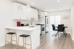 Point breeze, full house, 4 bedroom, backyard. - Image 3