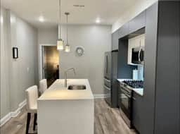 Copy of New three bedroom art museum area with backyard - Image 5