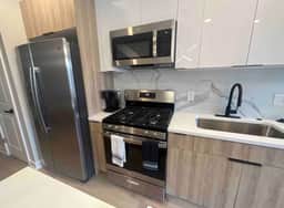 NEW 4BR • Roof Deck • Walk to Center City - Image 3
