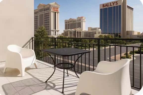 Two blocks from casino and beach 8 bedroom - 1740 - Image 1
