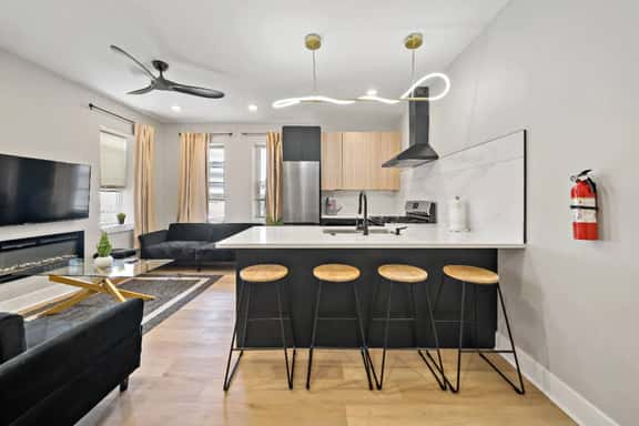 Beachblock 3bedroom, full kitchen, all new. 110 b1 - Image 1