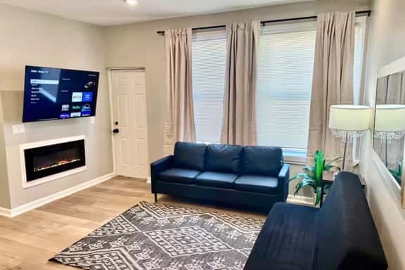 two bedroom one block from beach 38–7 - Image 1