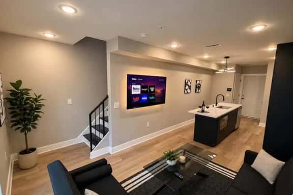 Rittenhouse Square, 2bedroom, bi-level, rooftop #3 - Image 1