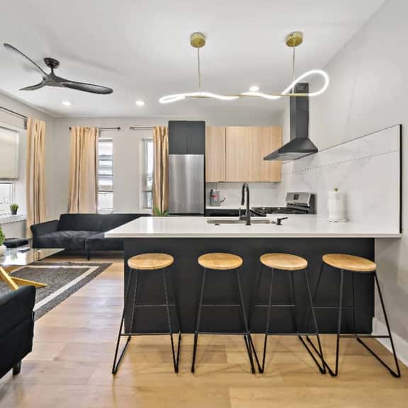 Beachblock 3bedroom, full kitchen, all new. 110 b1 - Image 1
