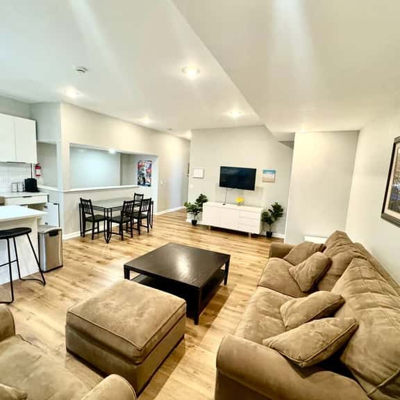 2 bedroom close to casino& beach 1710 - Image 1