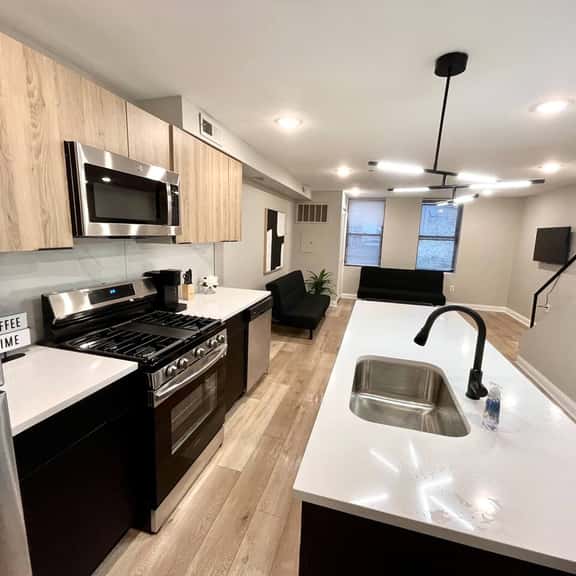 Close Convention, centercity unit 1 - Image 1