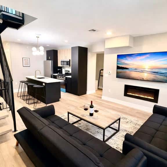 2bedroom w/rooftop all brand new university city - Image 1