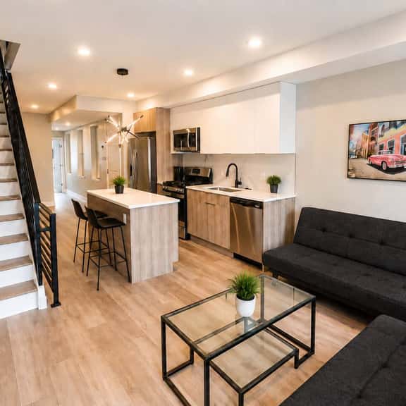 NEW 4BR • Roof Deck • Walk to Center City - Image 1