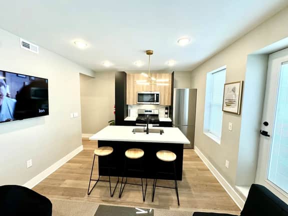 Beachblock new 2bedroom/balcony 108 b2 - Image 3
