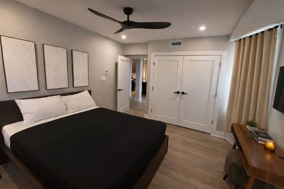 Stylish 2BR Beach Getaway – Balcony 1 block beach4 - Image 5