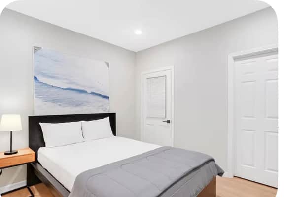 3 bedroom one block from beach 38–6 - Image 5