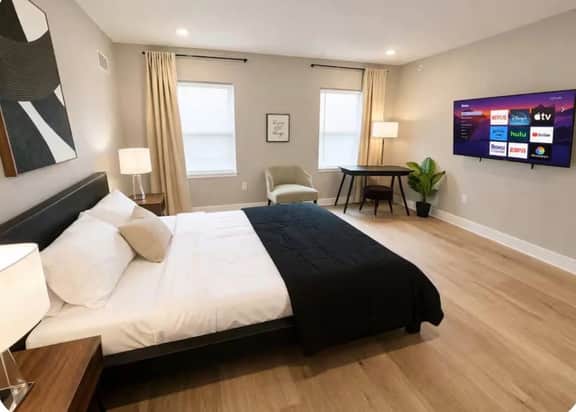 Rittenhouse Square, 2bedroom, bi-level, rooftop #3 - Image 4