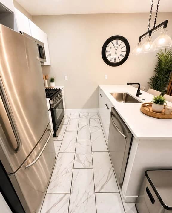 1 bedroom close to xfinity center on broad st #1 - Image 3