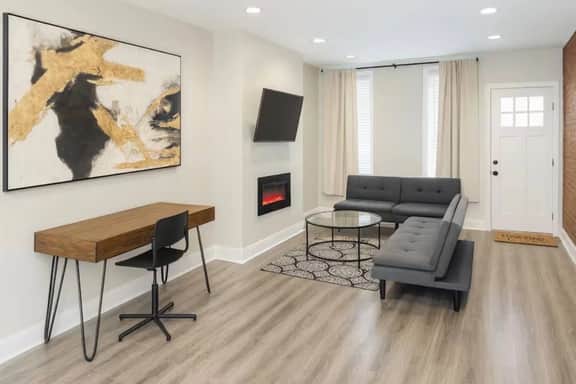 Point breeze, full house, 4 bedroom, backyard. - Image 5