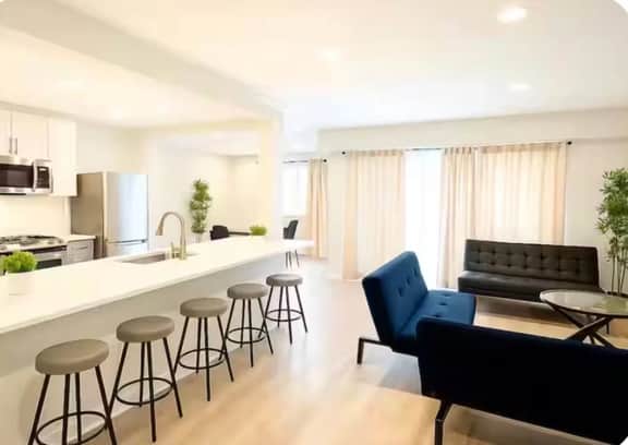 8 bedroom fit 16 close to Cesar Casino, beach. - Image 5