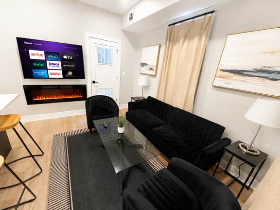 108-B1 Beachblock 2bedroom new. Free parking. - Image 2