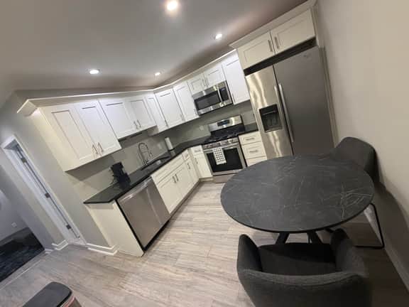 Point breeze 2 bedroom apartment with park nearby. - Image 5
