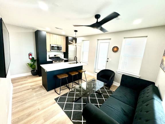 BeachBlock 2 bedroom brandnew 108-c4 - Image 1