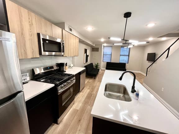 Close Convention, centercity unit 1 - Image 1