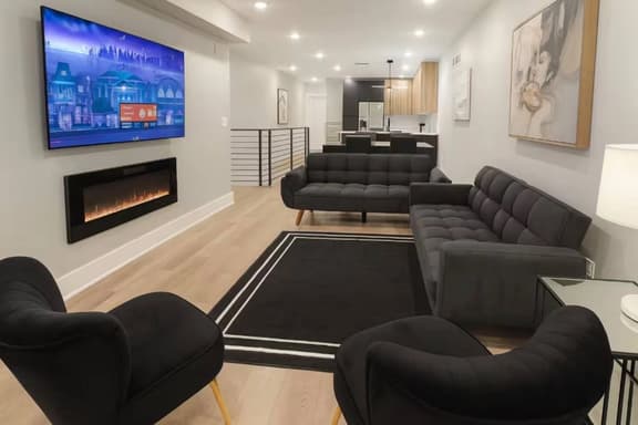 Rittenhouse Square 3 bedroom & backyard bi-level#1 - Image 1