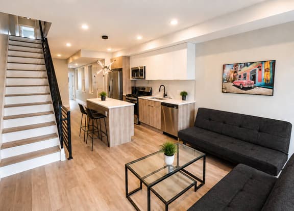 NEW 4BR • Roof Deck • Walk to Center City - Image 1